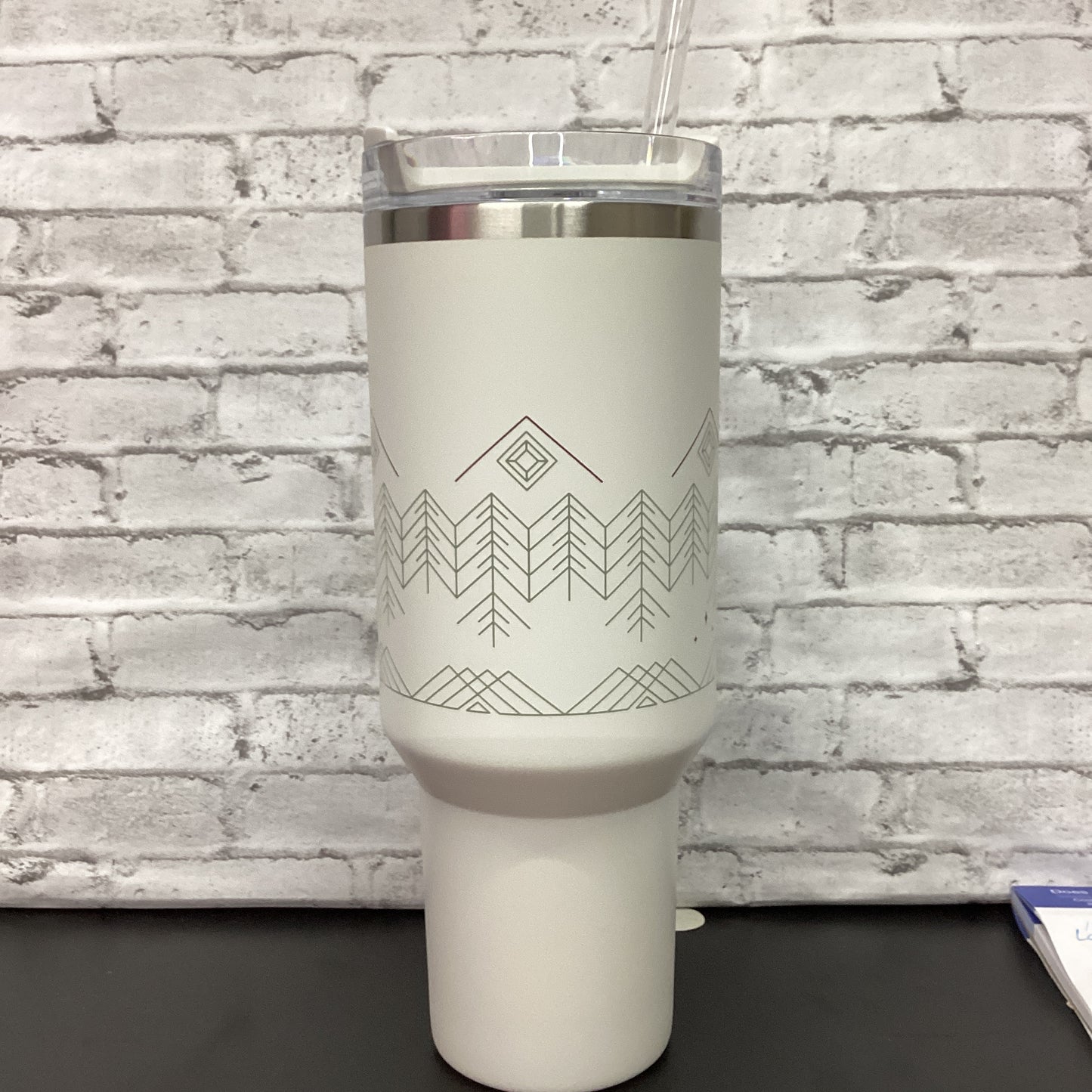 40 oz White Tumbler with Geometric Pattern | Steel Cup