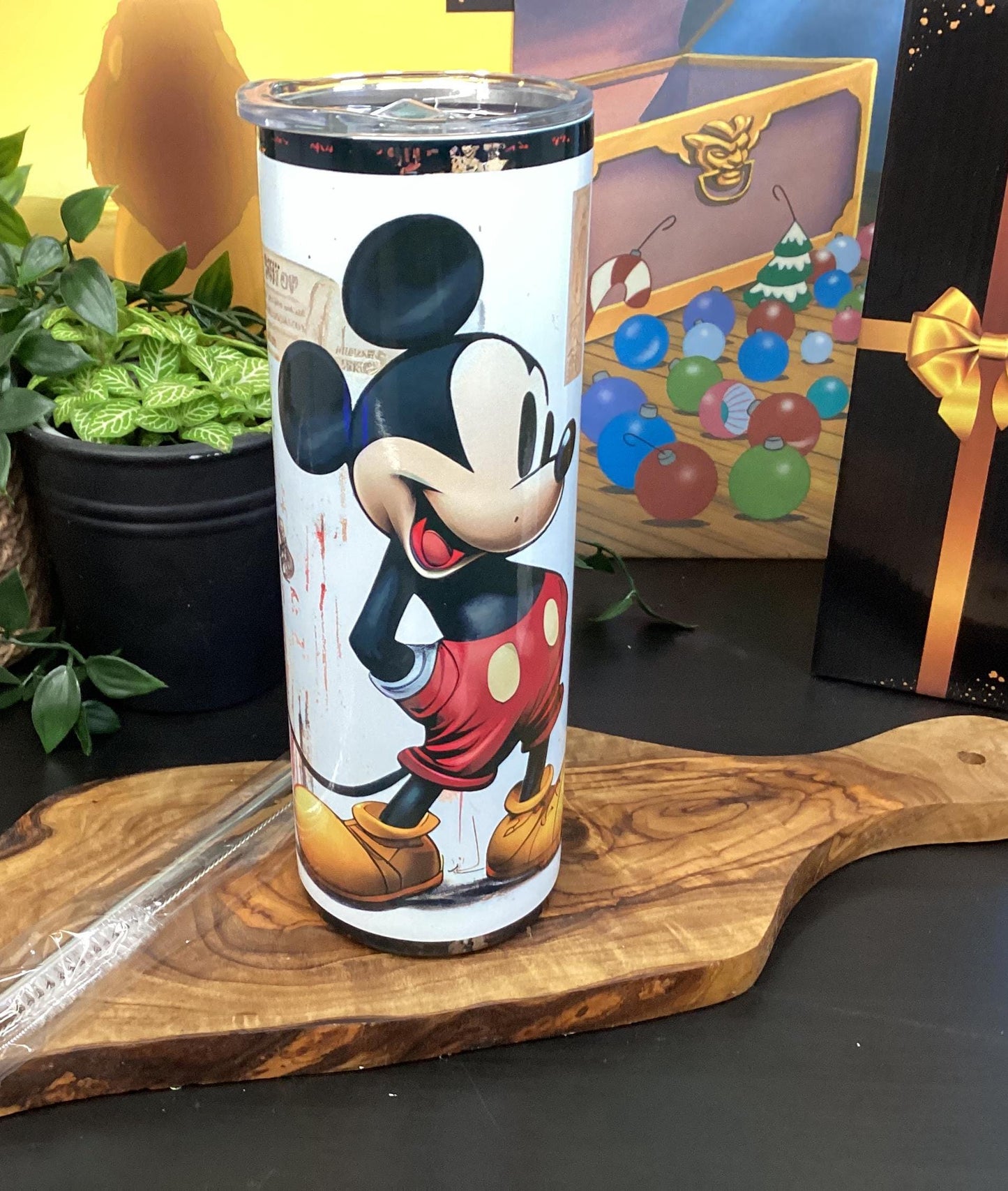 Retro Mickey Mouse Tumbler 20 oz: Classic Design