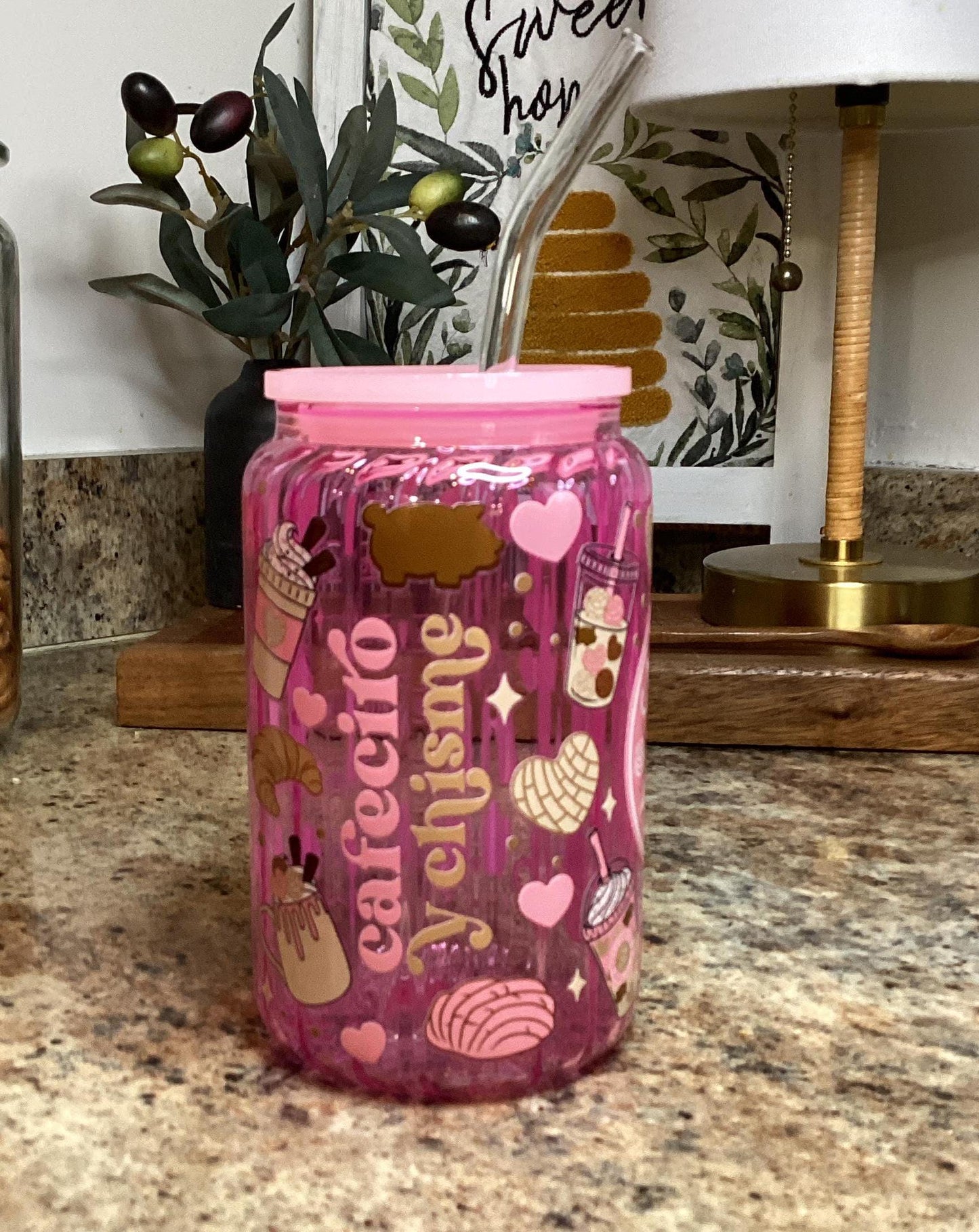 Cafecito y Chisme Glass Mug 16 oz