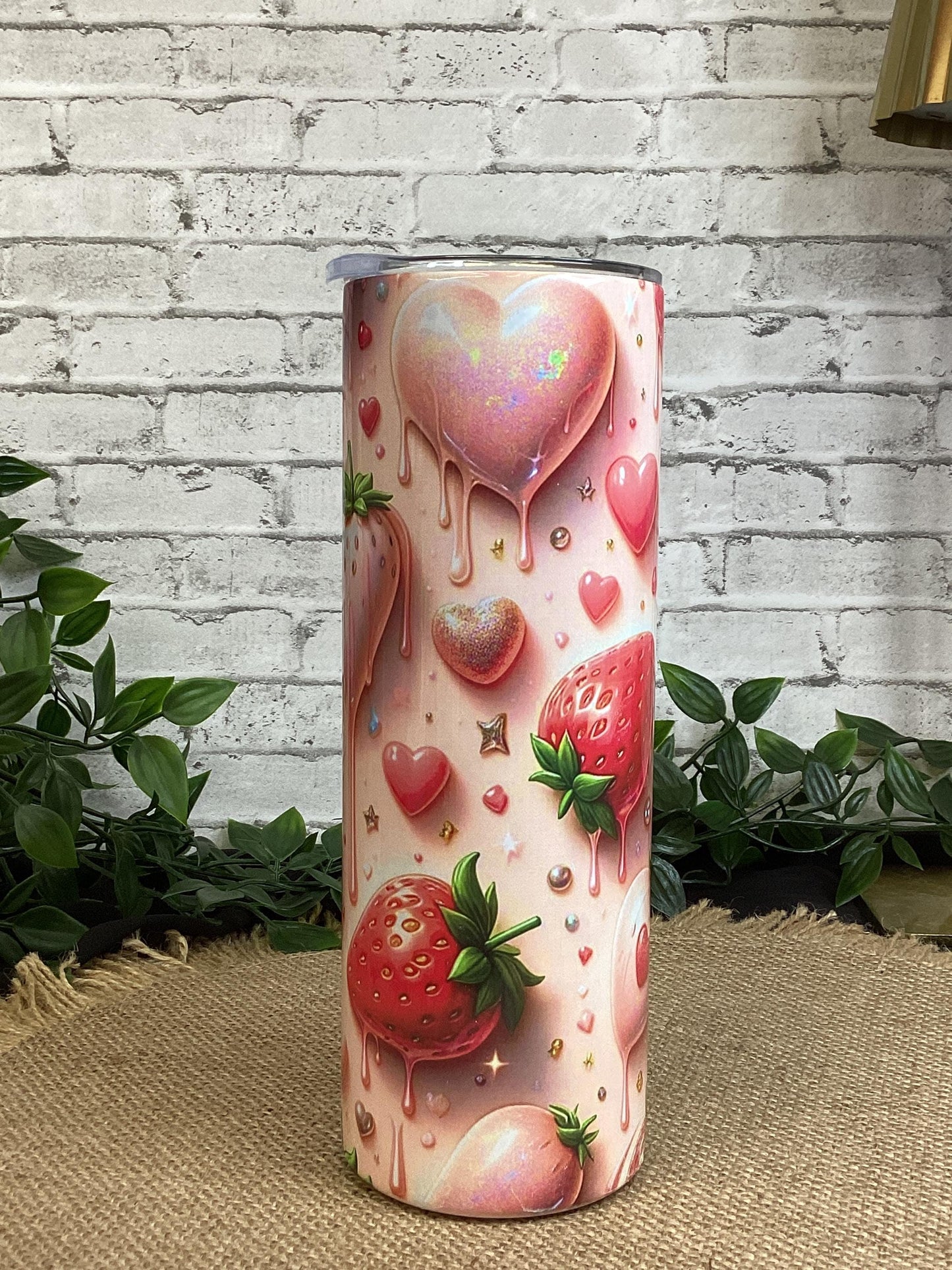 Strawberry Tumbler 20 oz: Pink Hearts & Strawberries