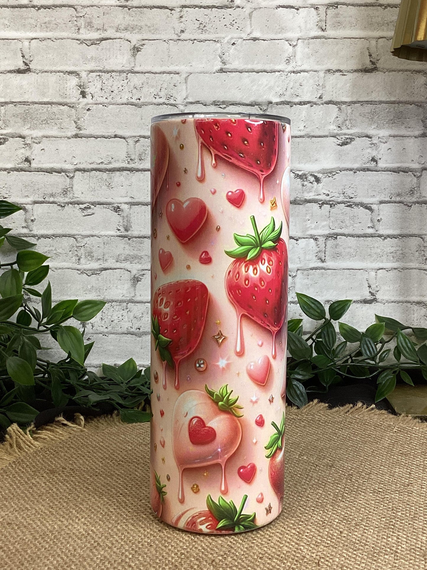 Strawberry Tumbler 20 oz: Pink Hearts & Strawberries