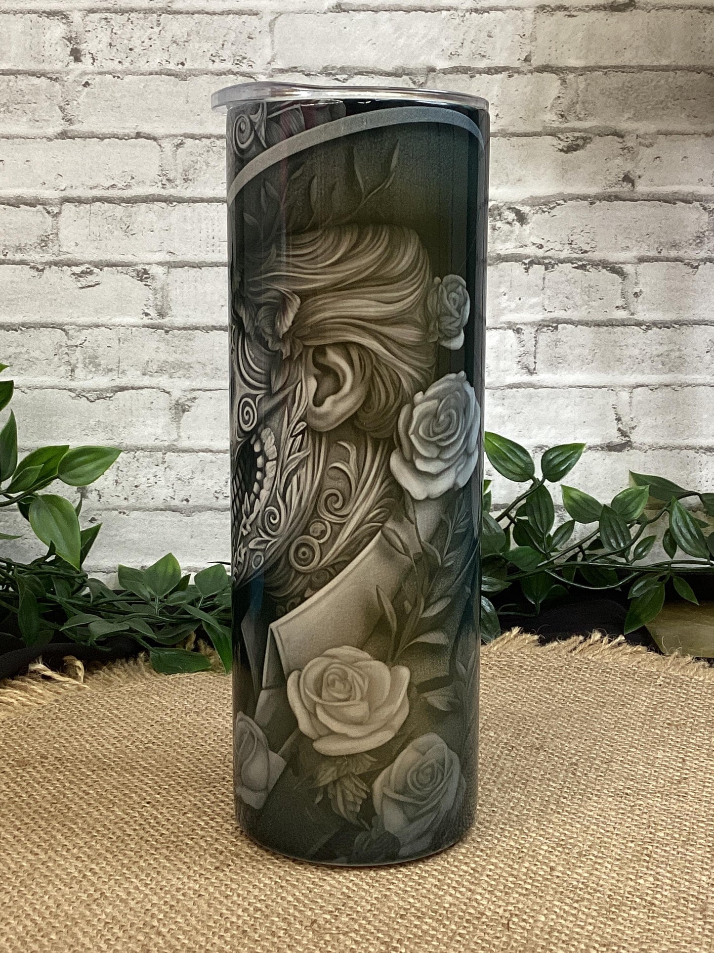 Dia de los Muertos Tumbler: 20 oz Skull Design