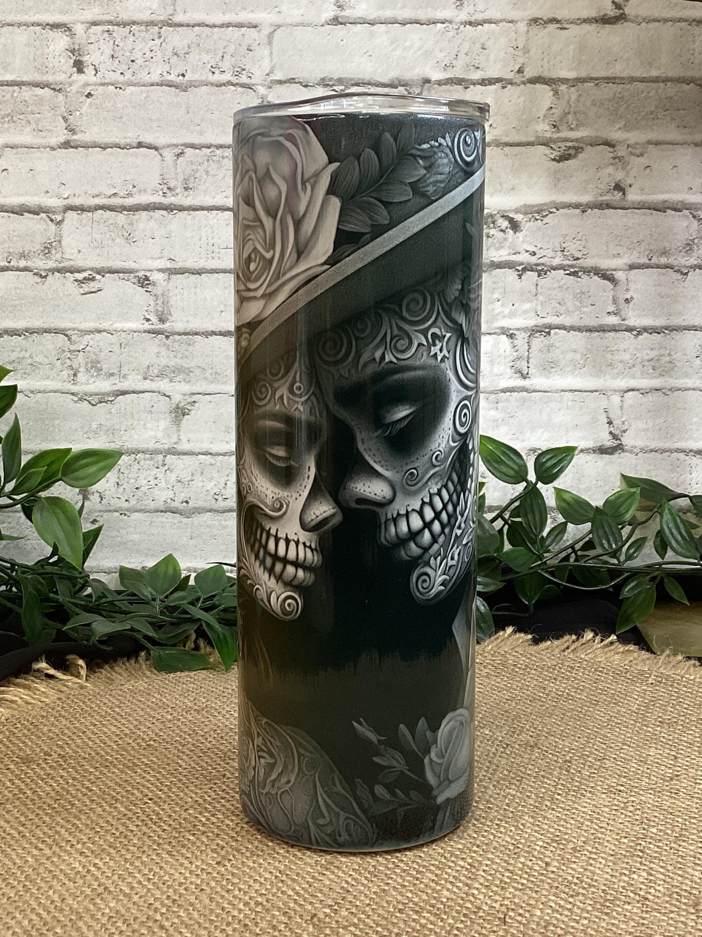 Dia de los Muertos Tumbler: 20 oz Skull Design