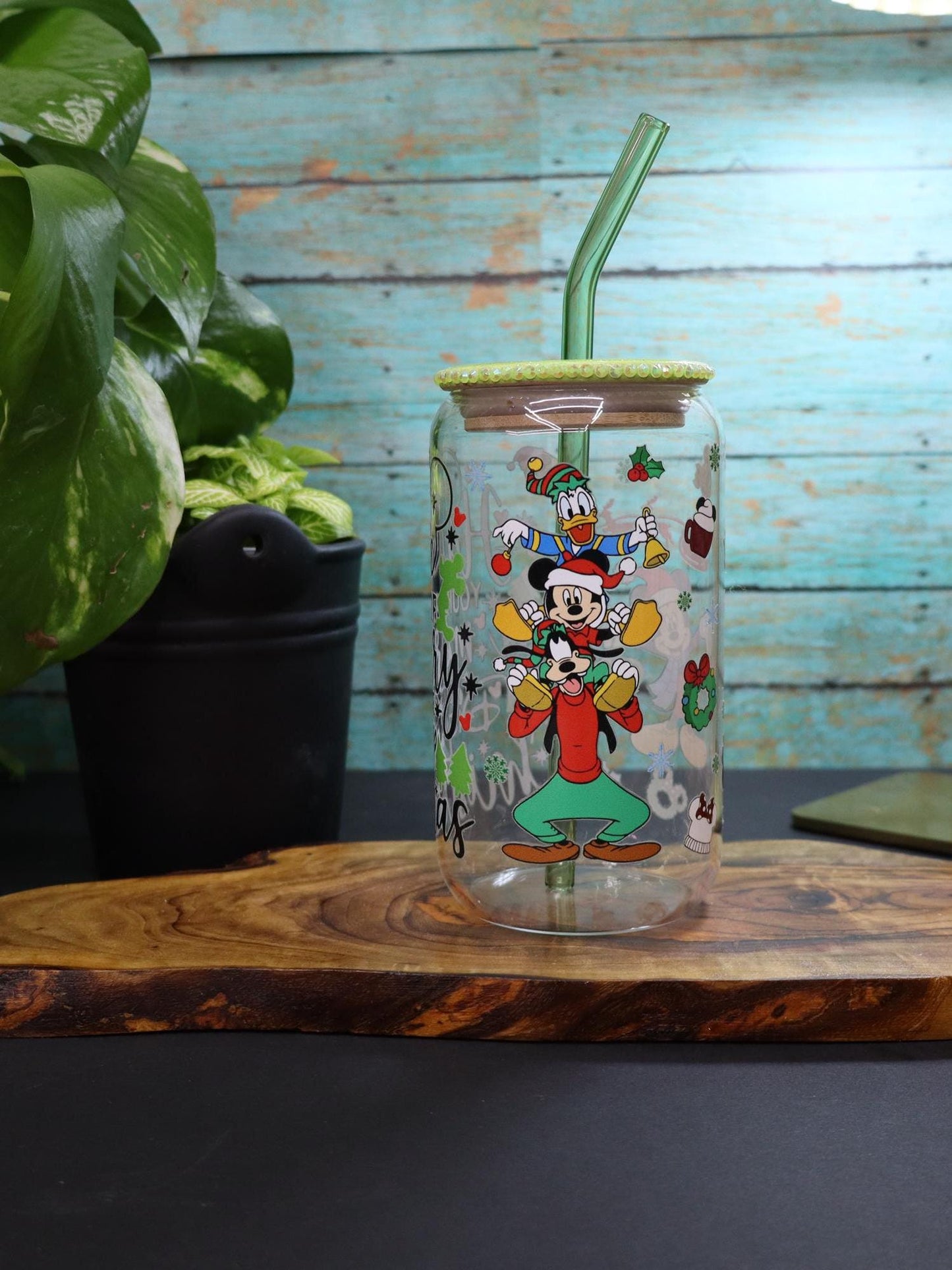 Mickey and Friends Glass cup 16 oz