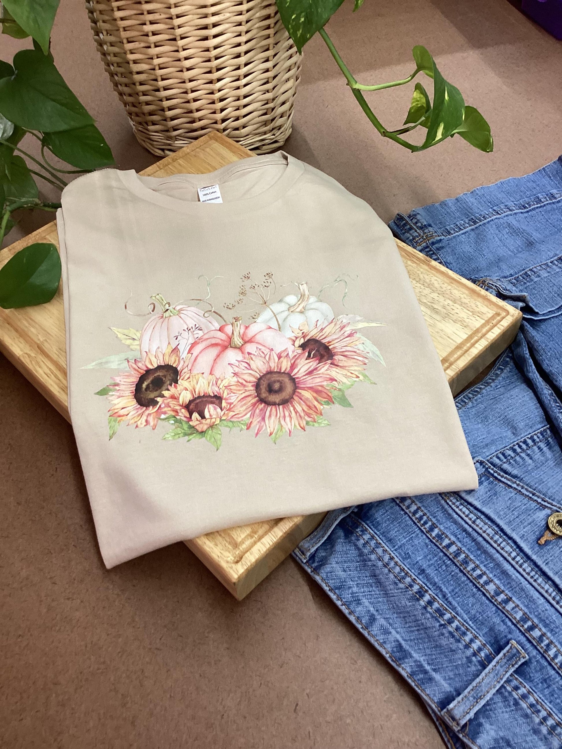 Sunflower & Pumpkins T-Shirt: Cream Cotton Fall Design