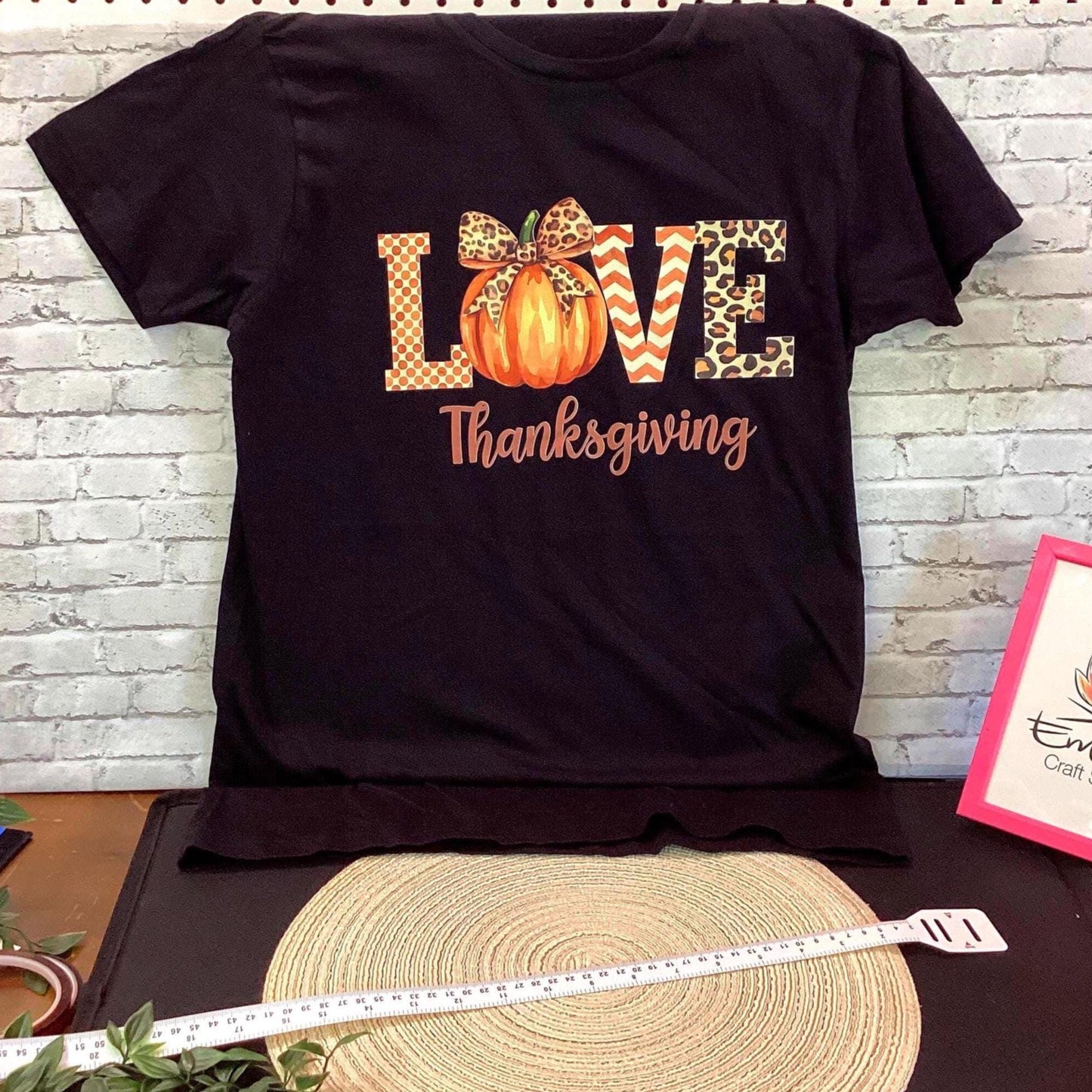 Love Thanksgiving T-Shirt: Black Cotton Holiday Tee