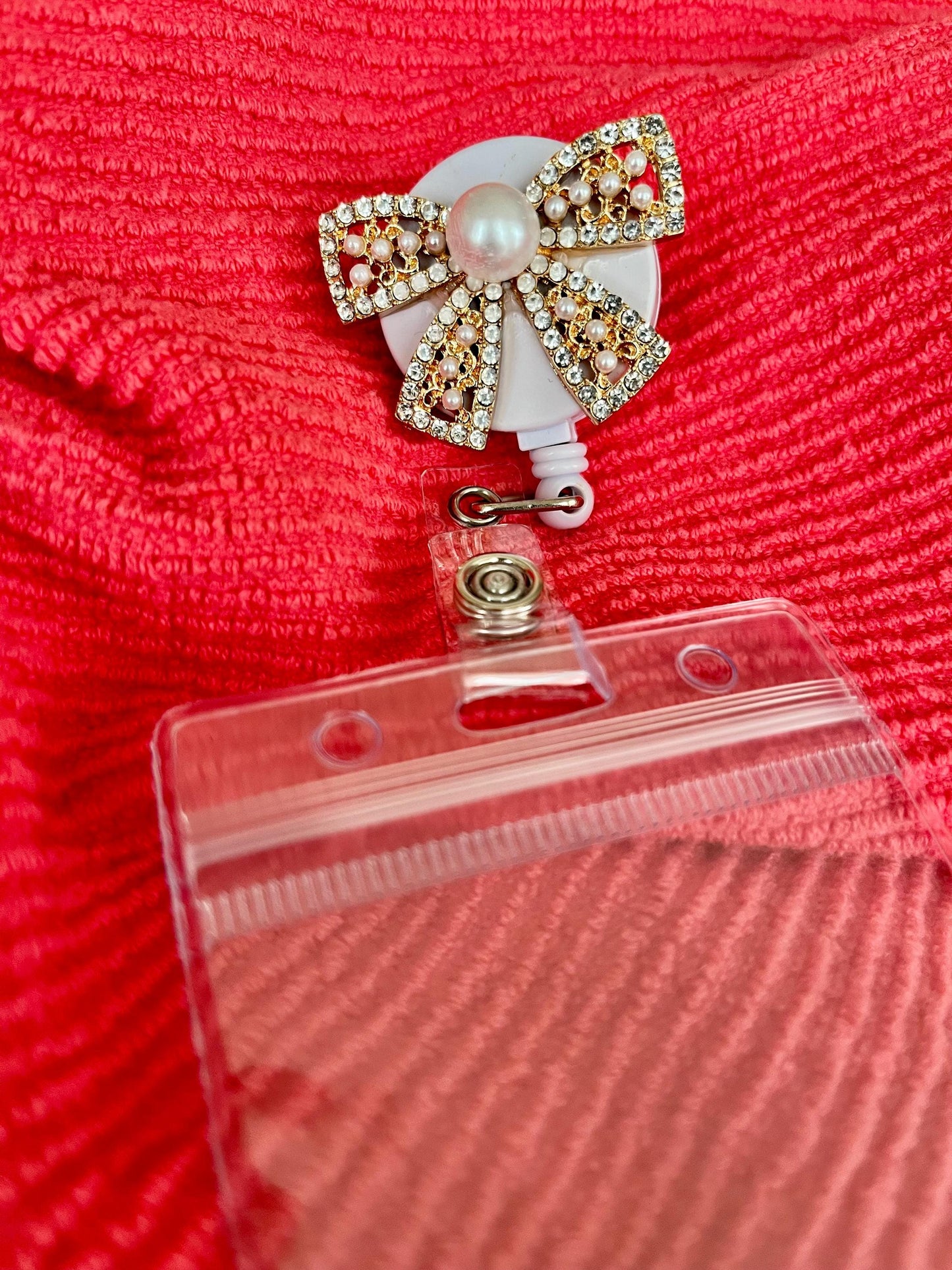 small bow 1 pearl middle