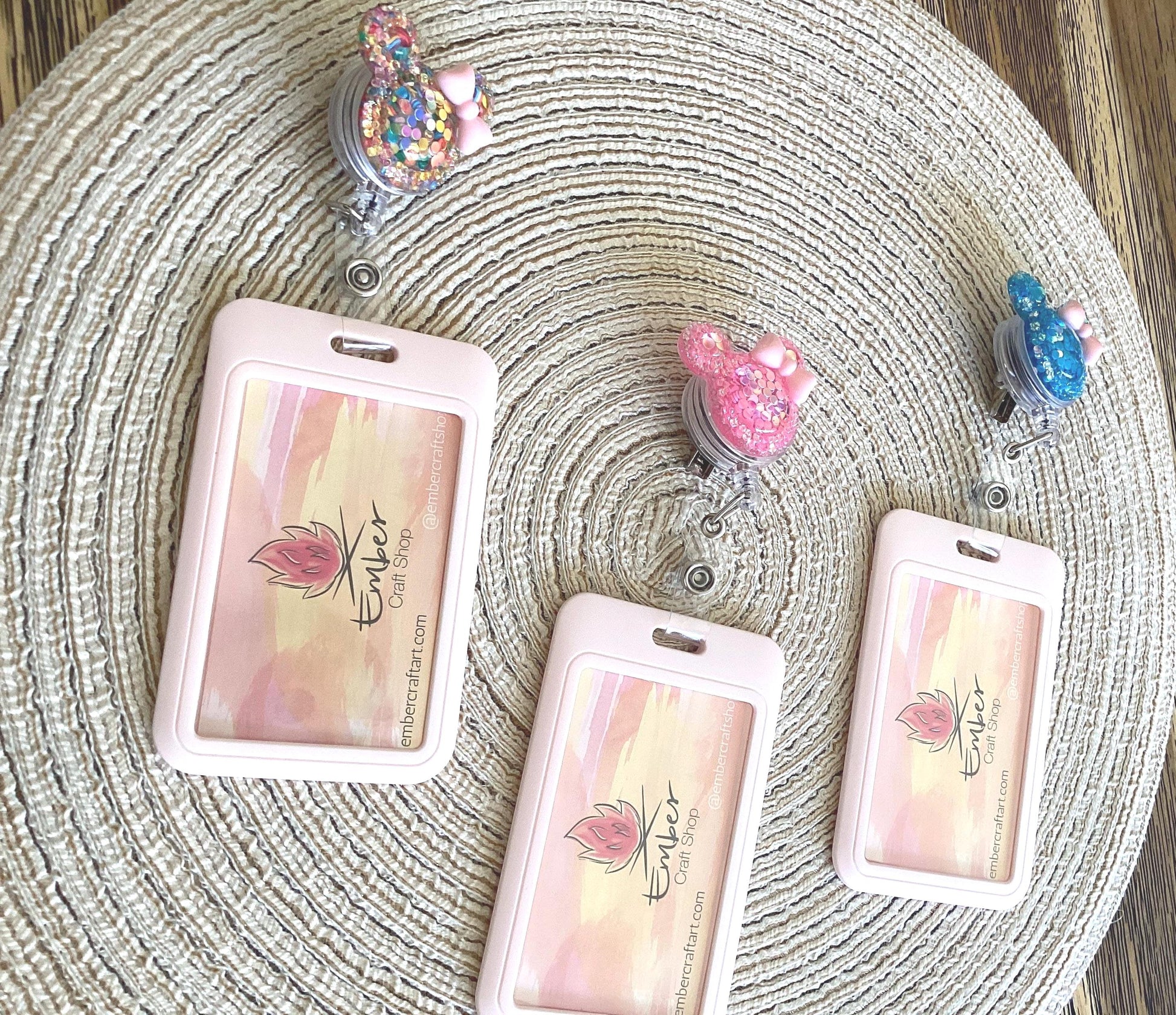 Cute Badge Holder, Bling Glitter Cartoon Mouse shape reel card holder with clip