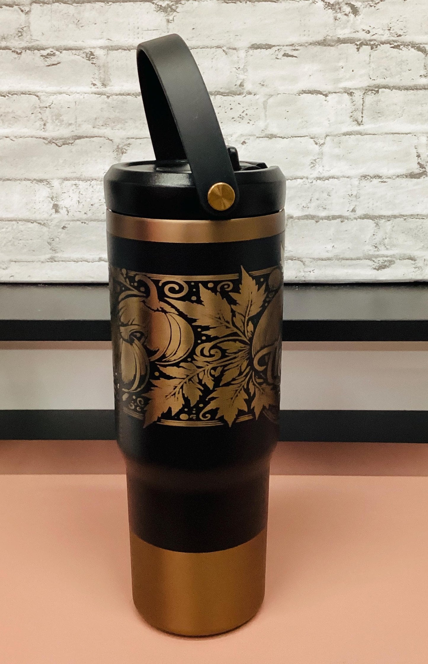 Happy Thanksgiving 32 oz laser engraved tumbler, Thanksgiving pumpkin design